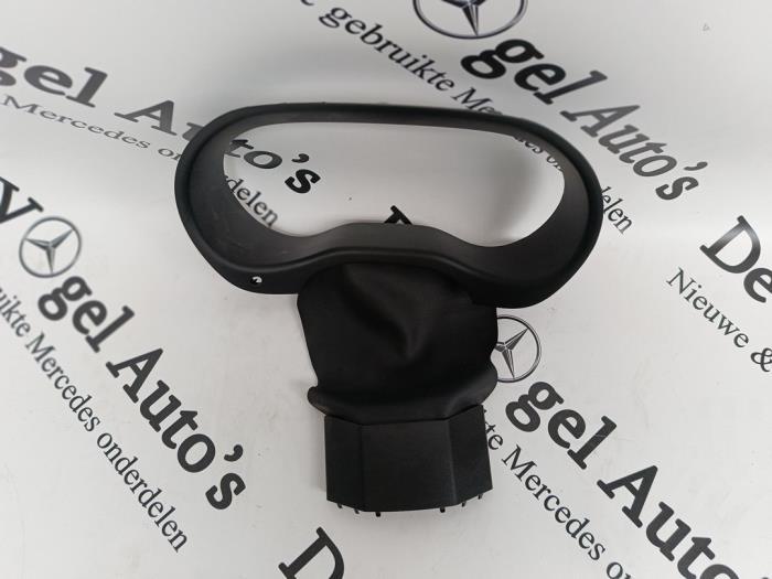 Compteur kilométrique bande décorative d'un Mercedes Vito, 3 mois de garantie, Utilisé, -, -