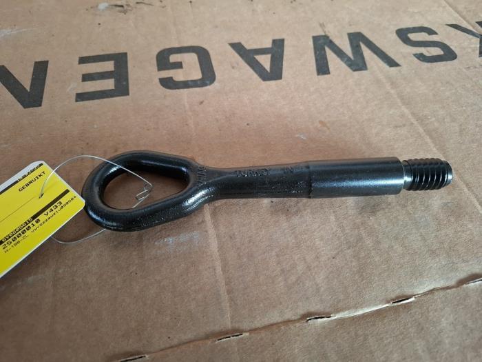 Crochet de remorquage avant d'un Volkswagen Polo (LC9A), Autos : Pièces & Accessoires, Volkswagen, -, 3 mois de garantie, Utilisé