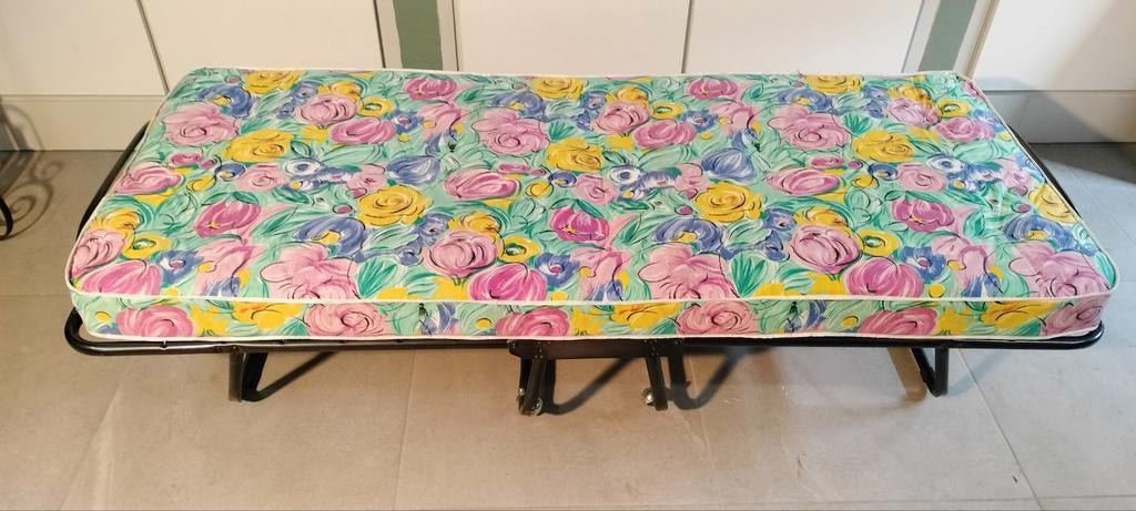 Lit pliant, lit pliant, lit pliant, lit d'appoint, 190 cm ou moins, Noir, Une personne, Comme neuf