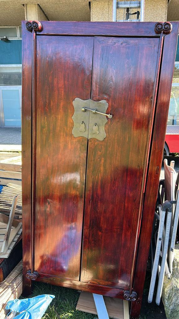 Meuble chinois, Enlèvement