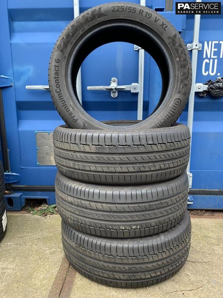 4x Continental 225 55 19 zomerbanden met 6.4 mm, Auto-onderdelen, Banden en Velgen, Banden en Velgen, Zomerbanden, 19 inch, 225 mm