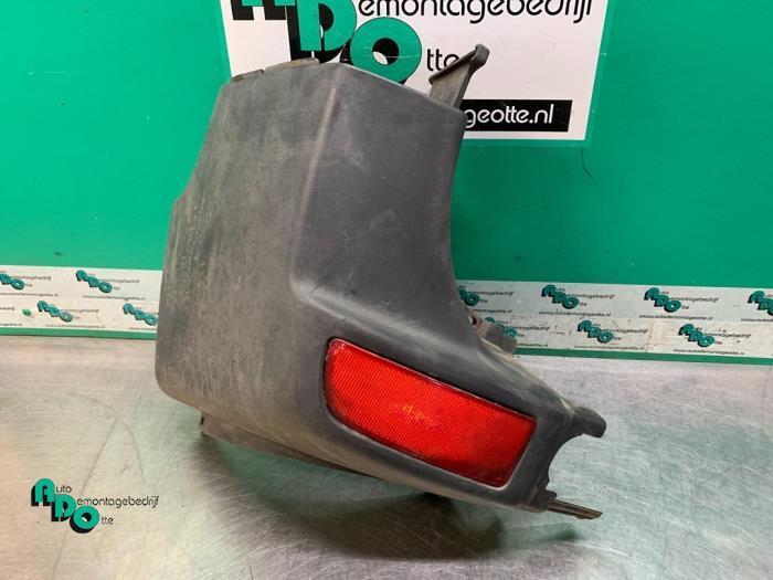 Coin pare-chocs arrière gauche d'un Mercedes Sprinter (Spri, Autos : Pièces & Accessoires, Carrosserie & Tôlerie, Pare-chocs, Mercedes-Benz