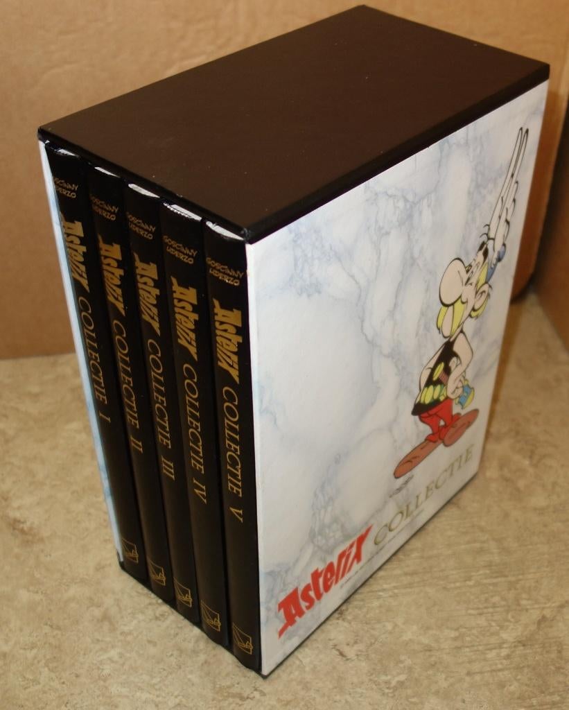 Complete Asterix Collectie in box - Lekturama1989., Boeken, Complete serie of reeks, Ophalen of Verzenden, Zo goed als nieuw, Goscinny - Uderzo
