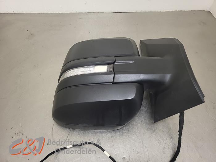 Rétroviseur extérieur droit d'un Volkswagen Crafter, Autos : Pièces & Accessoires, Rétroviseurs, Volkswagen, Utilisé, 3 mois de garantie