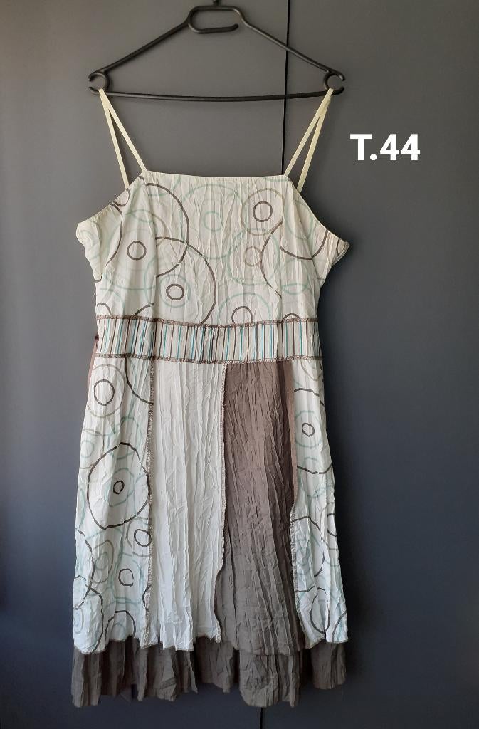 Robes été femme, Ophalen, Zo goed als nieuw