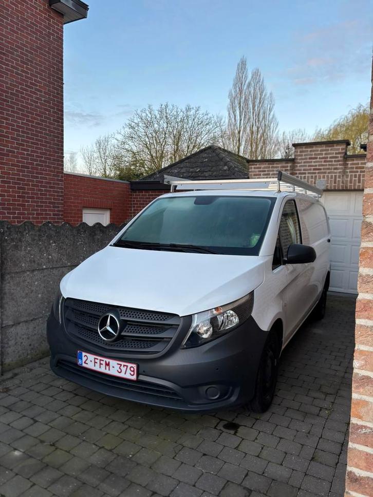 TE KOOP – Mercedes Vito 2.0 CDI (2021), Auto's, Bestelwagens en Lichte vracht, Particulier, Trekhaak, Diesel, Automaat, Ophalen