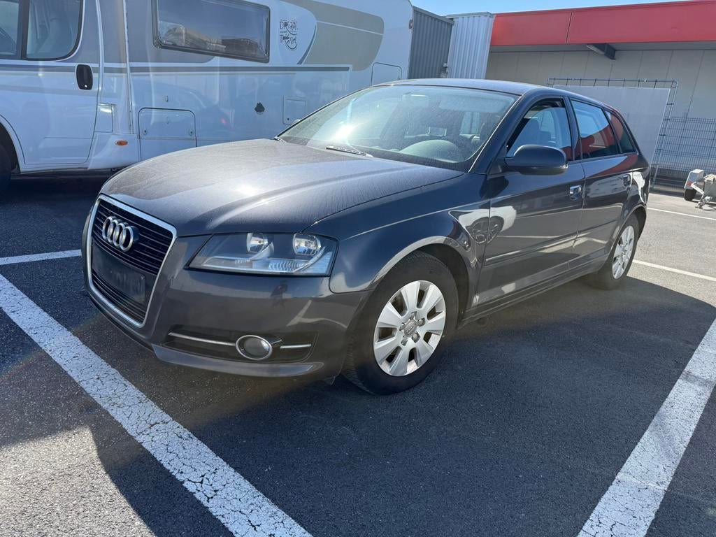 Audi A3 sportback - 1.6 - Gekeuerd met carpass, Auto's, Euro 5, Bedrijf, Te koop, A3