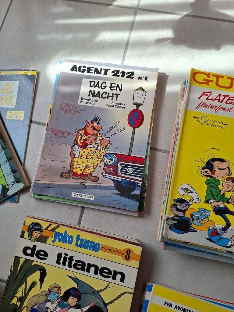Agent de bandes dessinées 212, Livres, Plusieurs BD, Enlèvement ou Envoi, Utilisé