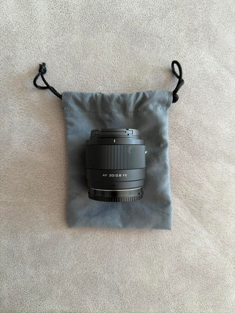 Objectif Viltrox 20mm, TV, Hi-fi & Vidéo, Photo | Lentilles & Objectifs, Enlèvement, Utilisé, Objectif grand angle