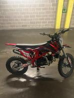 YX 140 cross, Ophalen, Nieuw, 4 versnellingen, 140 cc