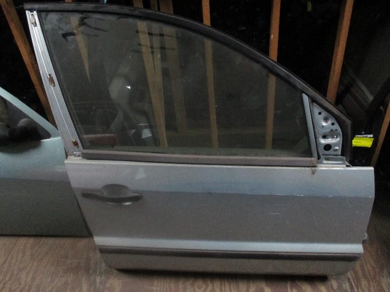 PORTIER RECHTS VOOR Ford Fusion (01-2002/12-2012), Gebruikt, Voor, Ford, Deur