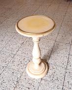 1 marmeren bijzettafel, Ophalen