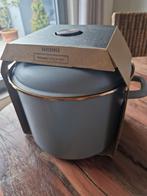 Handgemaakte kookpot van Barebones!, Ophalen