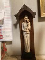 Maria in kapel met kindje, Ophalen of Verzenden