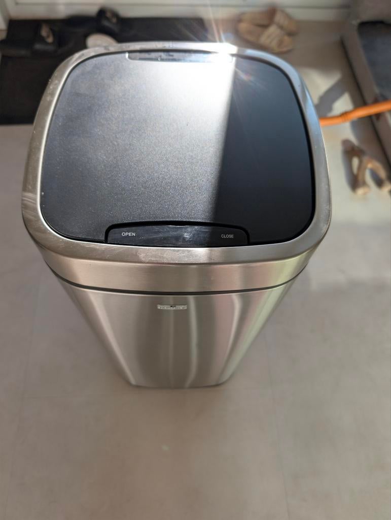 Durable No touch sensor vuilbak 35l, Ophalen