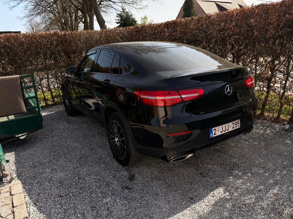 FULL OPTION Mercedes-Benz GLC 350e AMG line Night Edition, Auto's, Automaat, 4 cilinders, 2000 kg, Zwart