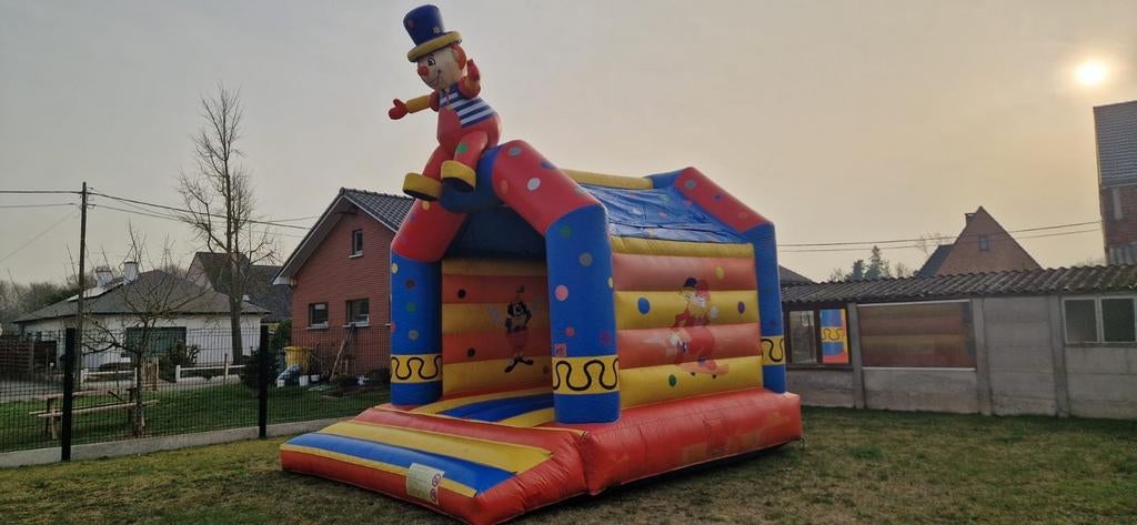 Retro spingkasteel clownthema, Ophalen, Gebruikt