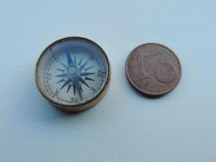 boussole d'évasion us ww2, Collections, Objets militaires | Seconde Guerre mondiale, Enlèvement ou Envoi