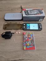 NINTENDO SWITCH LITE+SUPER MARIO ODYSSEY+HOESJE, Games en Spelcomputers, Ophalen, Grijs, Zo goed als nieuw, Met beschermhoes of tas