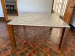 Marmeren tafel, Ophalen