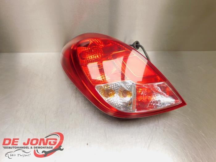 Feu arrière droit d'un Hyundai I20, -, 3 mois de garantie, Utilisé, Hyundai
