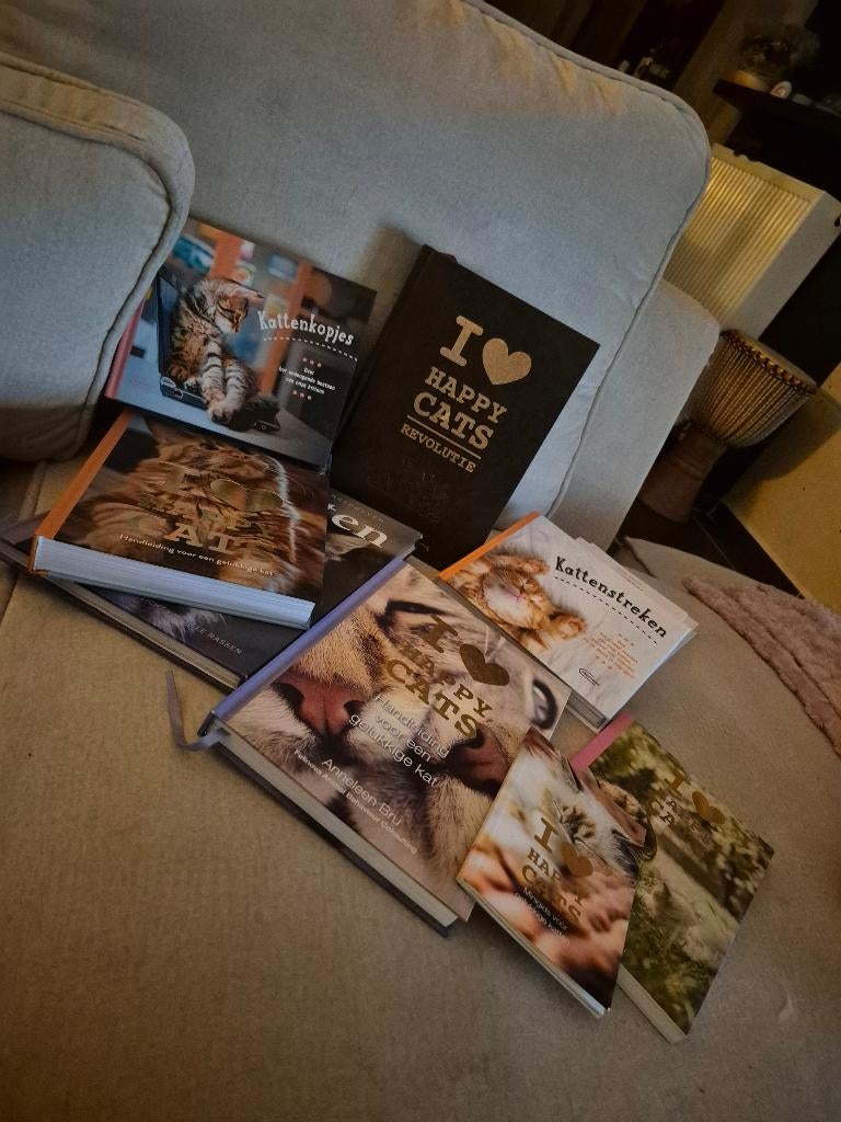 Boeken happy cats, Livres, Animaux & Animaux domestiques, Enlèvement, Comme neuf, Chats, Felinova en andere