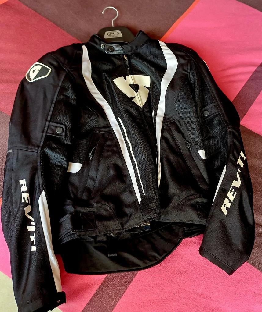 Revit vest, Motoren, Verzenden