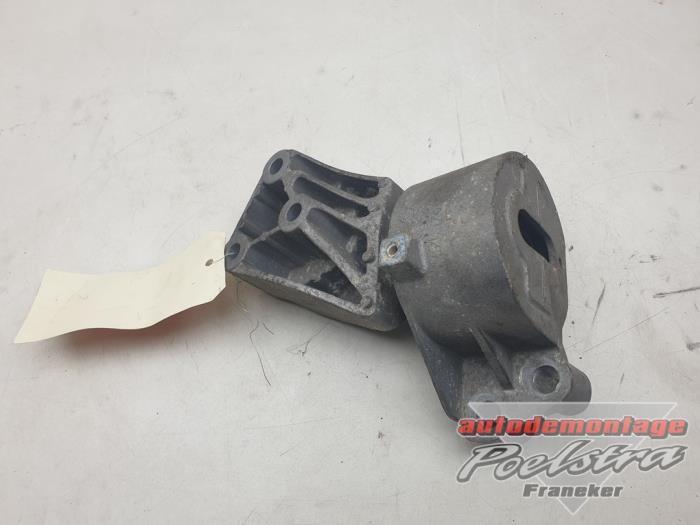 Support moteur d'un Opel Combo, Autos : Pièces & Accessoires, Suspension & Châssis, Opel, Utilisé, 3 mois de garantie, Enlèvement ou Envoi