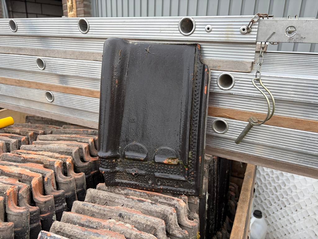 Dakpannen zwart, Ophalen, Gebruikt, Steen of Klei, Zwart