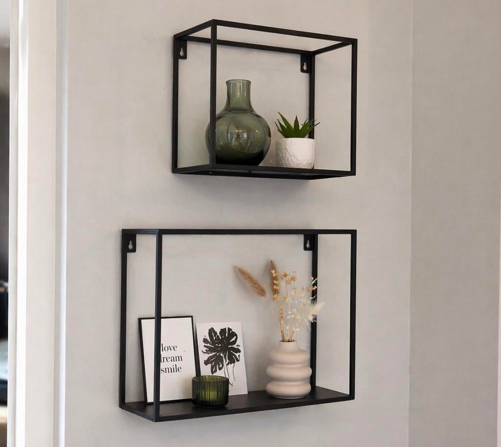 Set van 2 moderne metalen wandrekken, Enlèvement, Utilisé