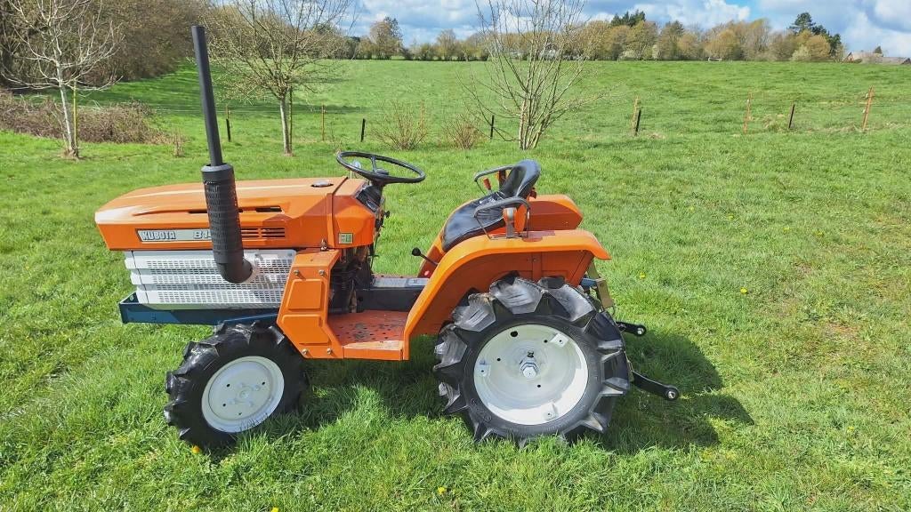 Micro tracteur KUBOTA B 1400 4X4, Zakelijke goederen, Landbouw | Tractoren, tot 2500, tot 80 Pk, Gebruikt, Ophalen