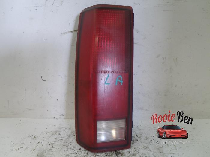 Feu arrière gauche d'un Chevrolet Astro, Autos : Pièces & Accessoires, Éclairage, Chevrolet, Utilisé, 3 mois de garantie, Enlèvement ou Envoi