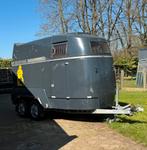 Mustang Allround, Animaux & Accessoires, Enlèvement, Utilisé, Polyester, Remorque 2 chevaux