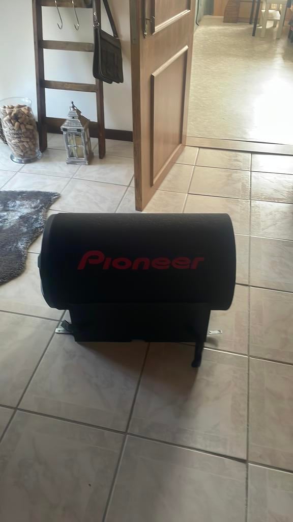 Pioneer subwoofer + versterker, Auto diversen, Autospeakers, Ophalen, Nieuw