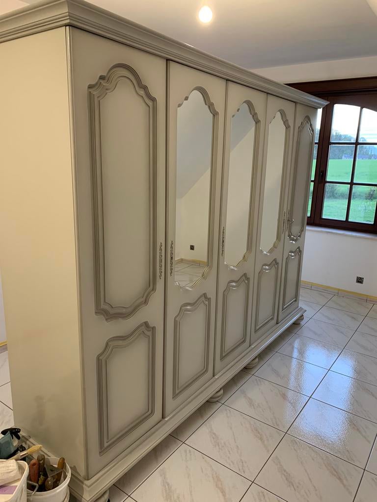 Garde robe excellent etat en bois 240x57x198cm, 200 cm ou plus, Comme neuf, Avec espace de penderie, Autres essences de bois