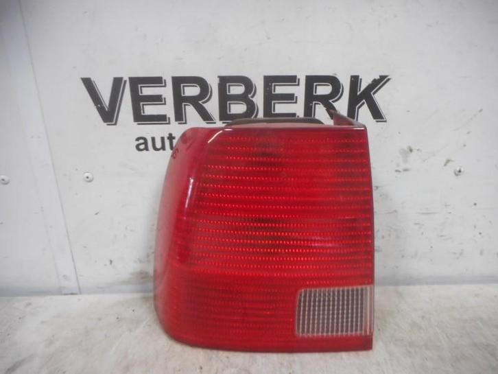 ACHTERLICHT LINKS Volkswagen Passat (3B2) (3b5945095f), Auto-onderdelen, Verlichting, Volkswagen, Gebruikt