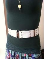 Witte riemen van Nederlandse luchtmacht troepen per 10 stuk