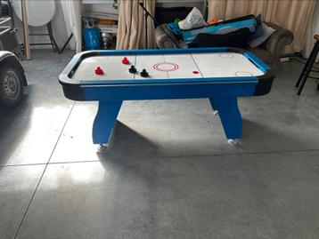Airhockey tafel met luchtstroom beschikbaar voor biedingen