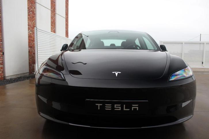 TESLA MODÈLE 3 HIGHLAND 60 KW À TRACTION ARRIÈRE, Autos, Tesla, Entreprise, Model 3, Bluetooth, Électrique, Berline, 5 portes