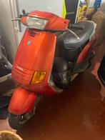 Piaggio skr 125cc, Fietsen en Brommers, Ophalen of Verzenden, Zo goed als nieuw