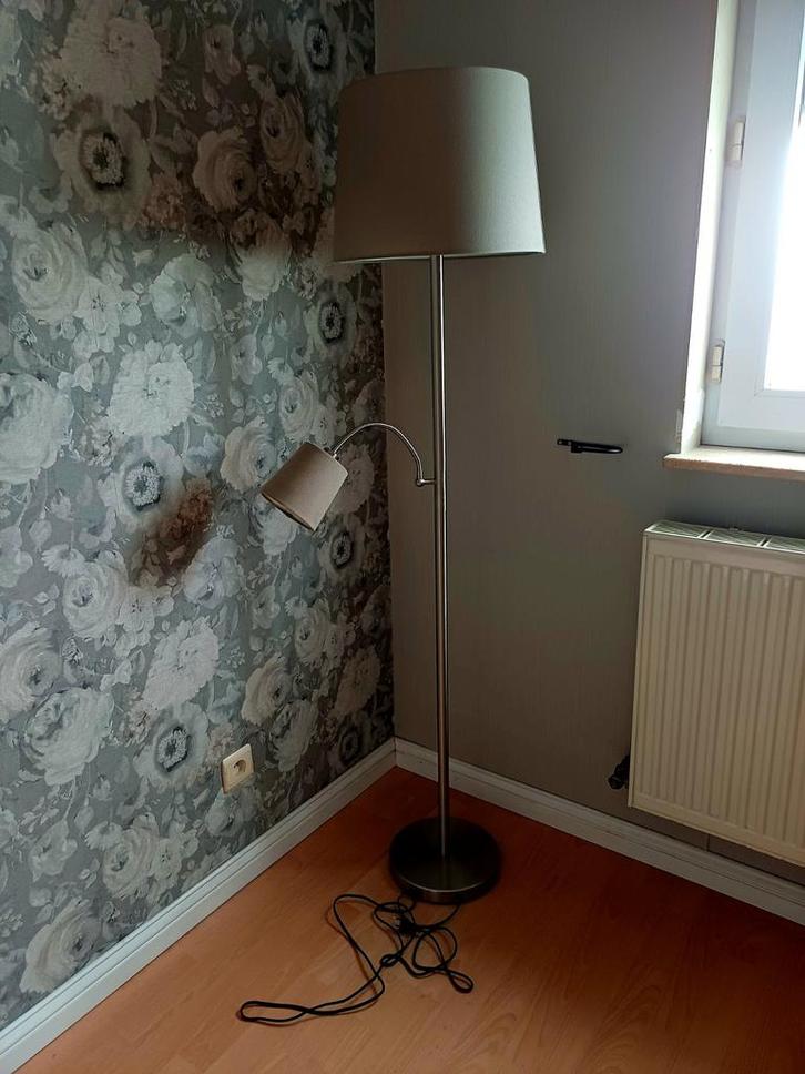 Tijdloze vloerlamp met leeslamp en flexarm, Huis en Inrichting, Lampen | Vloerlampen, Gebruikt, 150 tot 200 cm, Overige materialen