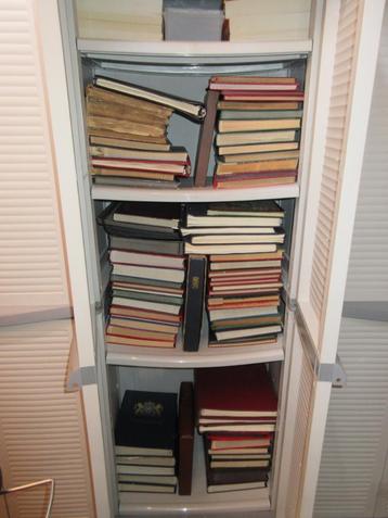 grote verzameling postzegels wereldwijd. beschikbaar voor biedingen