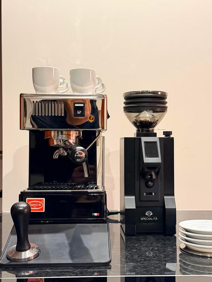 Espressomachine (Quickmill) en koffiemolen (Eureka), Elektronische apparatuur, Koffiezetapparaten, Zo goed als nieuw, Koffiebonen