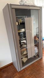 Vitrine, Enlèvement, Comme neuf