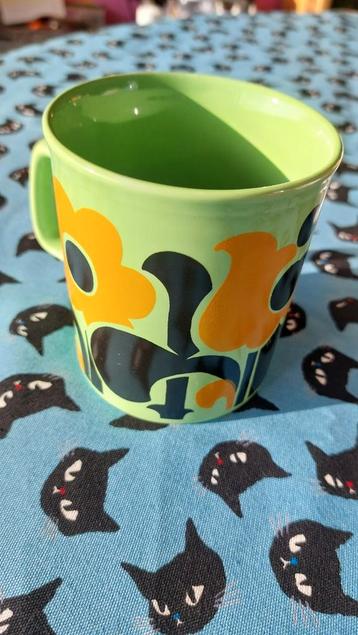 2 tasses vintage UK vintage  beschikbaar voor biedingen