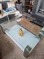 Glazen salontafel, Ophalen