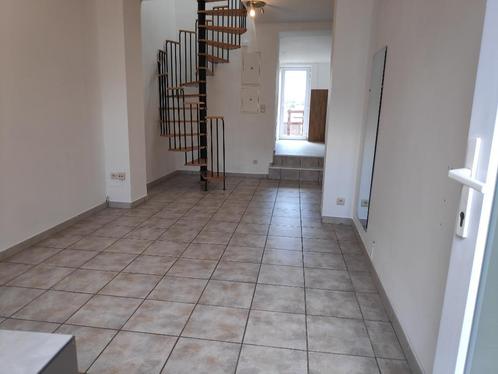 Maison à louer à Luttre - 690€/mois, Immo, Huizen te huur, Provincie Henegouwen, Tussenwoning, Direct bij eigenaar, D