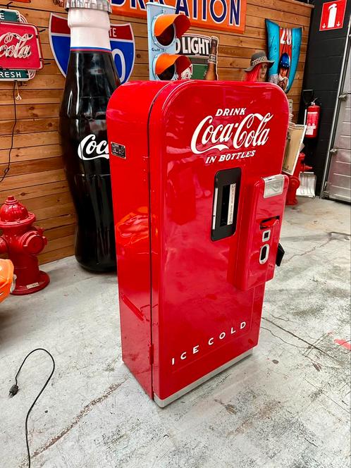Distributeur coca cola v39 américain restauré, Verzamelen, Merken en Reclamevoorwerpen