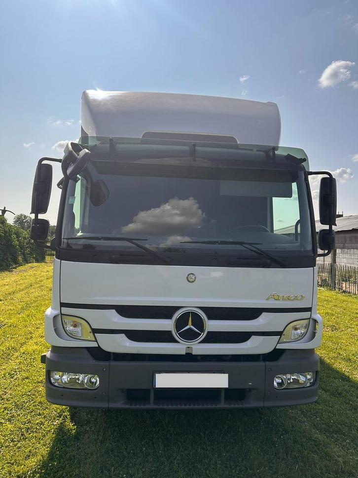 Mercedes atego 1224, Auto's, Vrachtwagens, Particulier, Mercedes-Benz, Diesel, 2 deurs, Automaat, Wit, Dealer onderhouden, Onderhoudsboekje