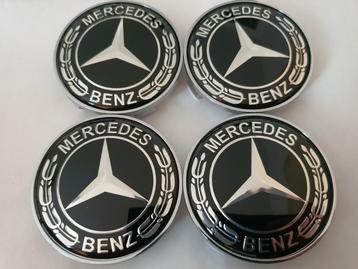 Mercedes wieldoppen 68 mm buitenkant/65 mm binnenkant beschikbaar voor biedingen
